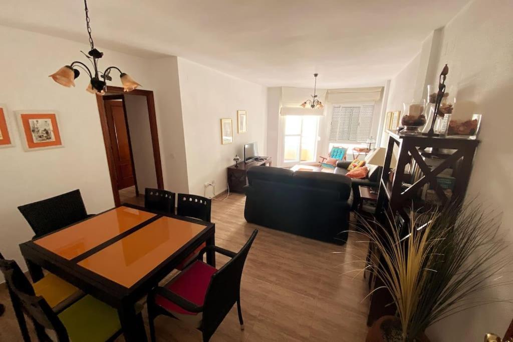 Apartamento A Unos Pasos De La Playa Rota Exterior foto