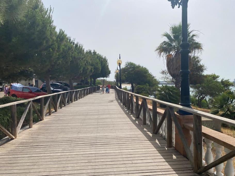 Apartamento A Unos Pasos De La Playa Rota Exterior foto